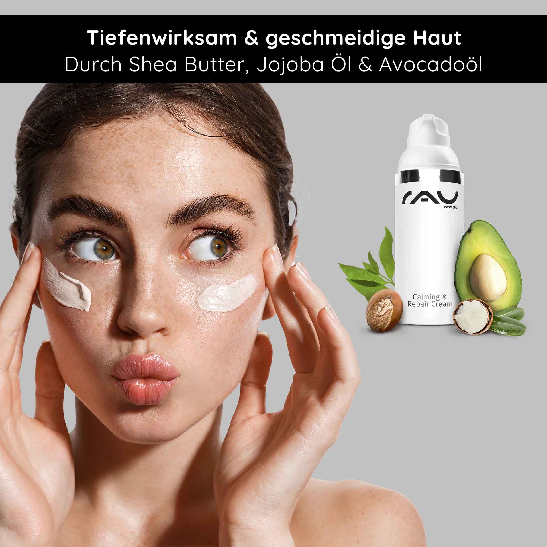 カーミング&リペアクリーム 50ml 肌を落ち着かせる Frau mit beruhigender Gesichtscreme auf der Haut, RAU Cosmetics Calming & Repair Cream, kombiniert mit Avocado, Jojobaöl und Shea Butter für geschmeidige Haut.