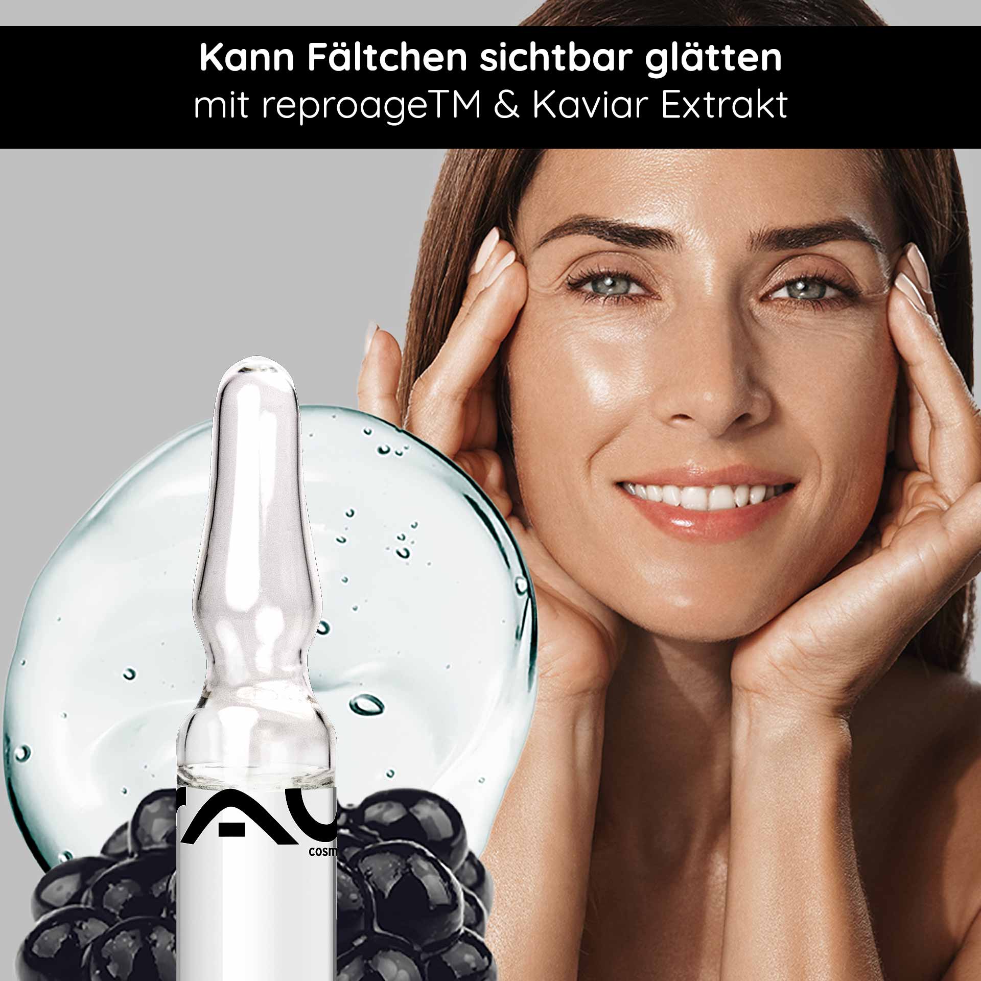 キャビア リフティング アンプル 10x2ml アンチエイジング&リプロアージュ Frau mit strahlendem Gesicht und Händen an den Wangen, präsentiert RAU Caviar Lifting Ampullen, um Fältchen zu glätten, mit Kaviarextrakt und reproage™ Wirkstoffkomplex.
