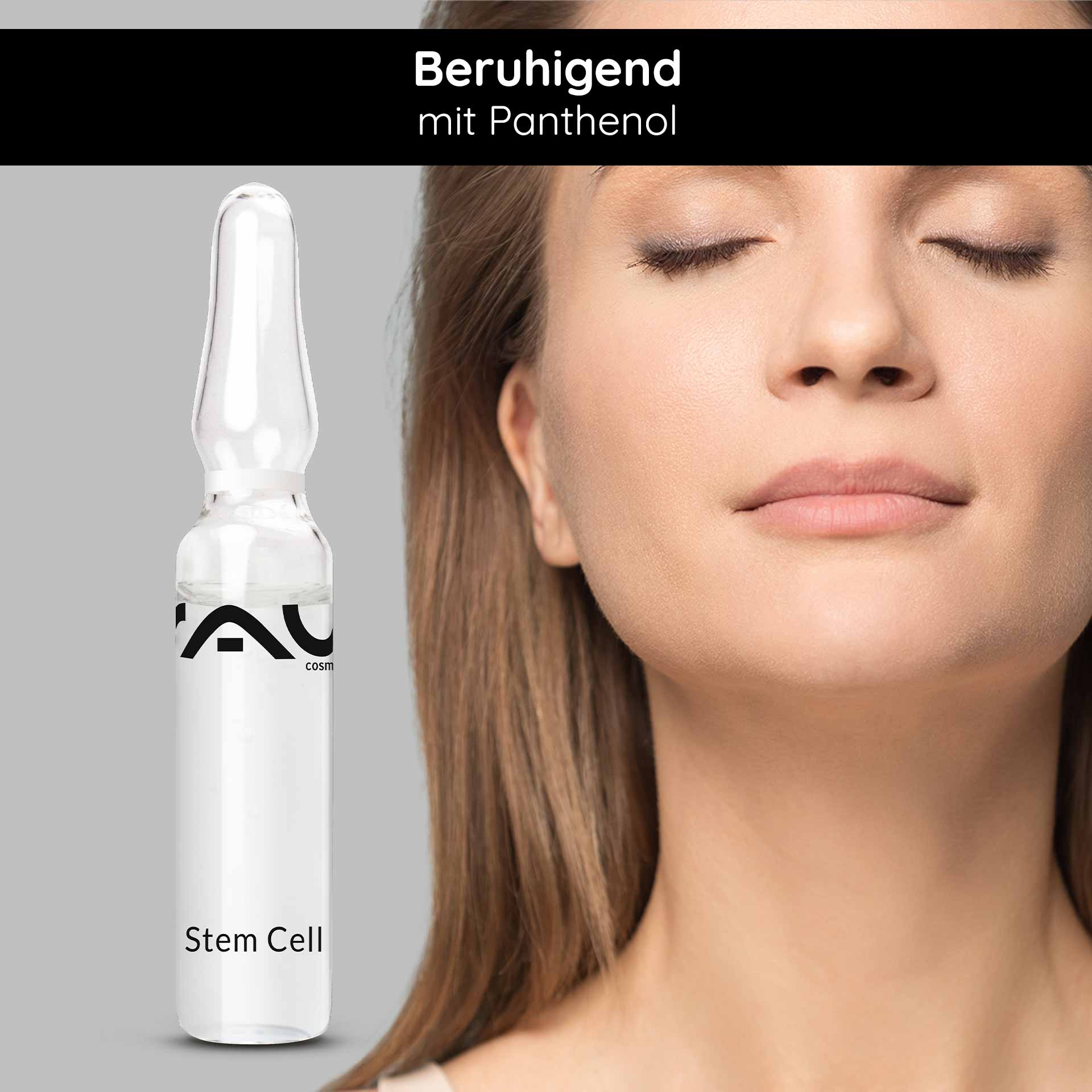 幹細胞アンプル 10x2ml 熟年肌のためのアンチエイジング Frau mit geschlossenen Augen und glattem Teint, neben einer RAU Cosmetics Stem Cell Ampulle, die beruhigende Eigenschaften mit Panthenol betont.