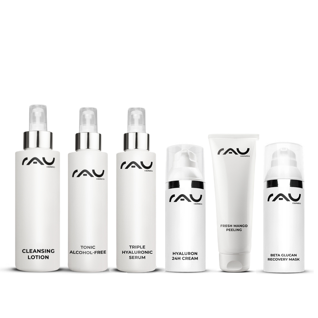 乾燥肌のためのプロフェッショナル・ケア・ルーチン RAU Cosmetics Hautpflegeset mit Reinigungslotion, alkoholfreiem Tonic, dreifachem Hyaluronserum, Hyaluron 24H-Creme, Fresh Mango Peeling und Beta Glucan Recovery Mask, entwickelt für die Pflegeroutine trockener Haut.